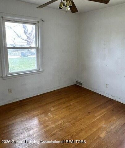 1122 Cleo Street, Lansing, MI 48915
