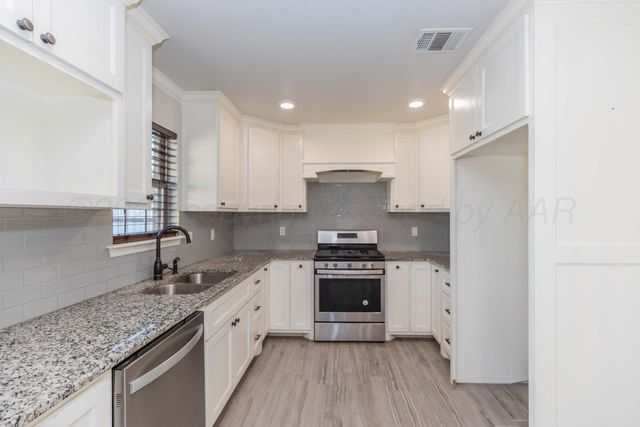 1339 SE 13TH Avenue, Amarillo, TX 79102