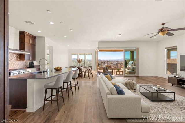 2069 Alto Vista Drive, Henderson, NV 89052