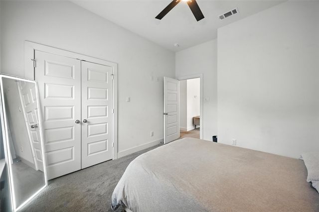1338 E Kiest Boulevard, Dallas, TX 75216