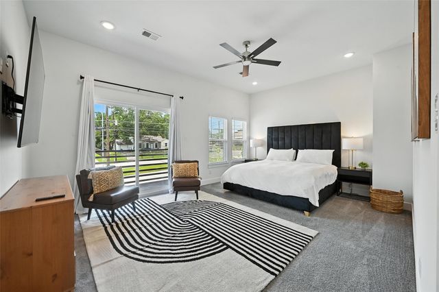 1338 E Kiest Boulevard, Dallas, TX 75216