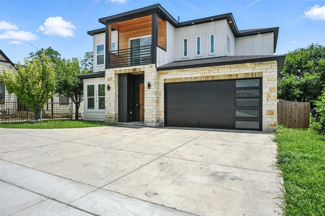 1338 E Kiest Boulevard, Dallas, TX 75216