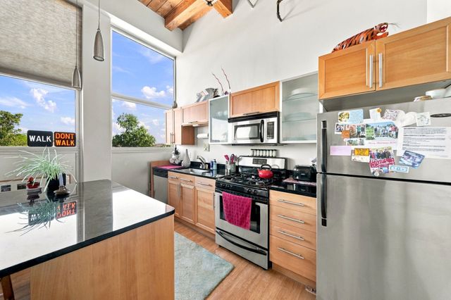 120 Holmes St 318, Quincy, MA 02171
