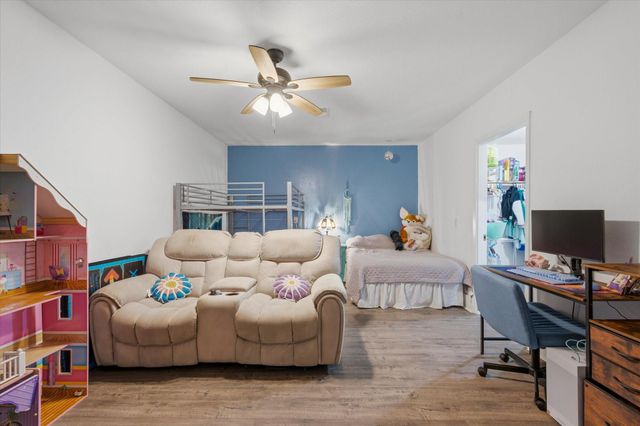 1918 51st Street, Galveston, TX 77551