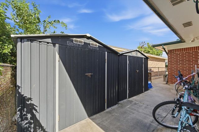 1918 51st Street, Galveston, TX 77551