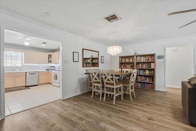 1918 51st Street, Galveston, TX 77551