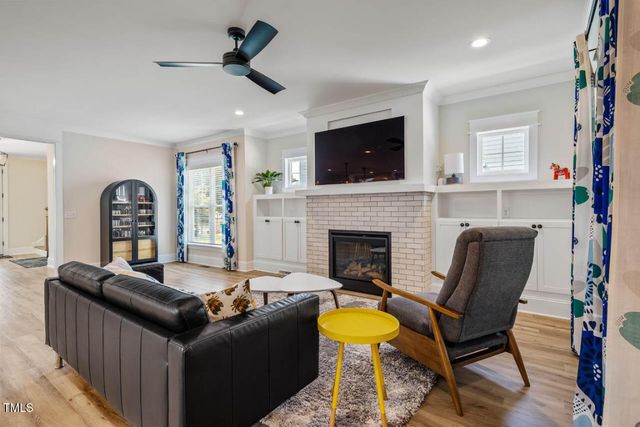 309 N Mason Street, Apex, NC 27502
