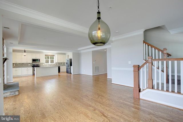 3956 HONEYSUCKLE DR, Edgewater, MD 21037