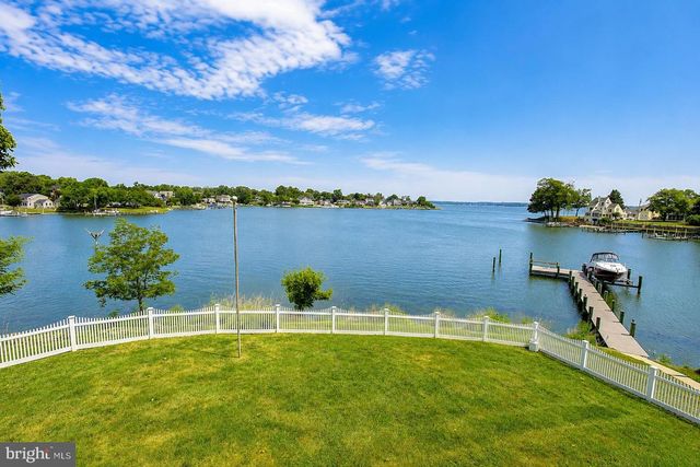 3956 HONEYSUCKLE DR, Edgewater, MD 21037