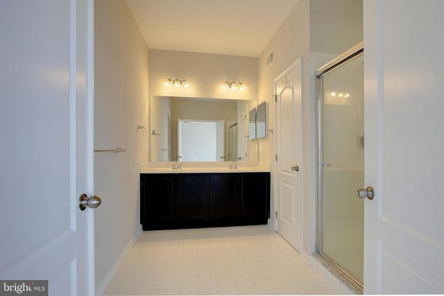 3956 HONEYSUCKLE DR, Edgewater, MD 21037