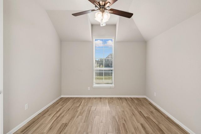 6911 Nichols Landing, Needville, TX 77461