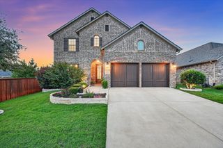 1812 Briscoe Drive, Lantana, TX 76226