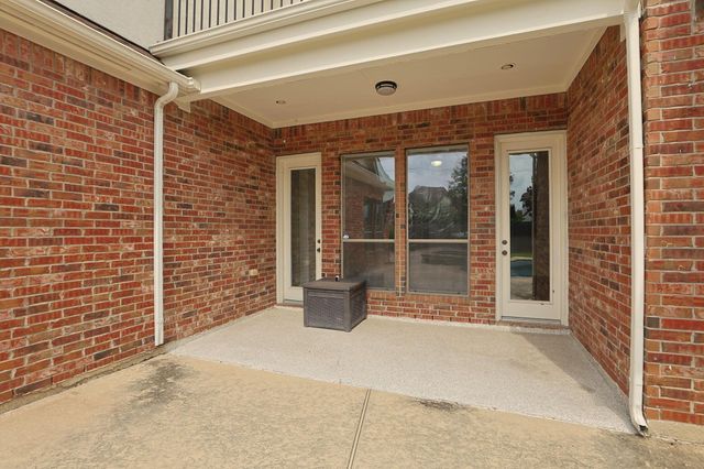 935 Poydras Street, Sugar Land, TX 77498