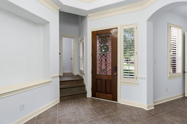 935 Poydras Street, Sugar Land, TX 77498