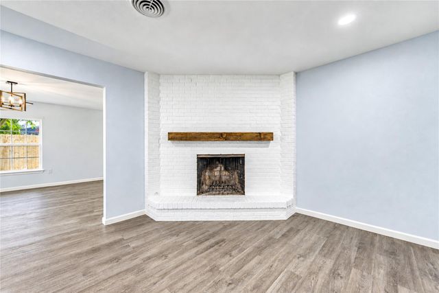 910 Cedar Lane, El Lago, TX 77586