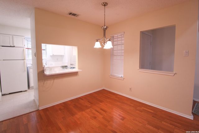 13018 Heimer Rd Apt 210, San Antonio, TX 78216