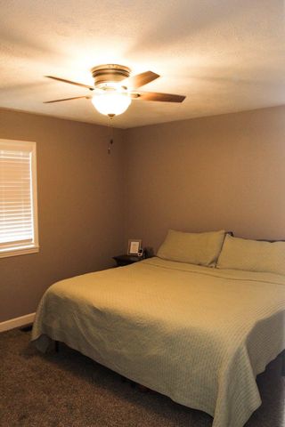 613 Spencer Lane, Willow Springs, MO 65793