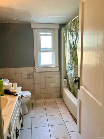 507 N Geiger Street, Huntingburg, IN 47542