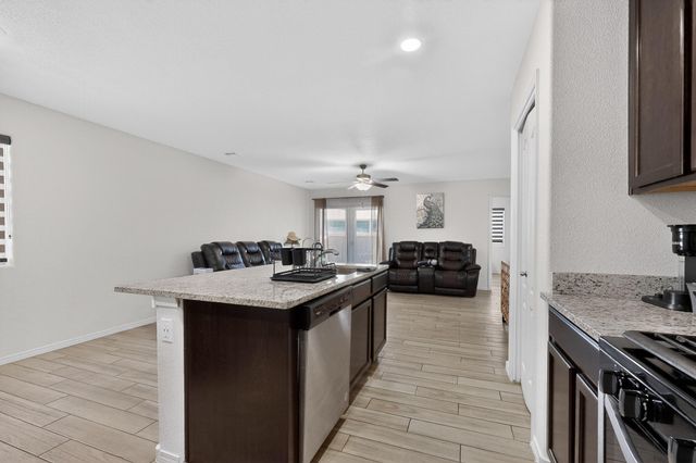 1702 Adelaide Lane, Belen, NM 87002