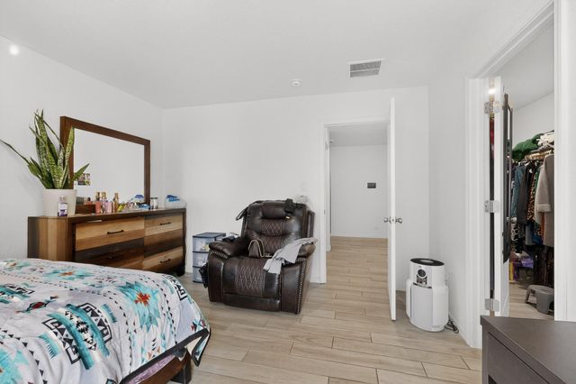 1702 Adelaide Lane, Belen, NM 87002