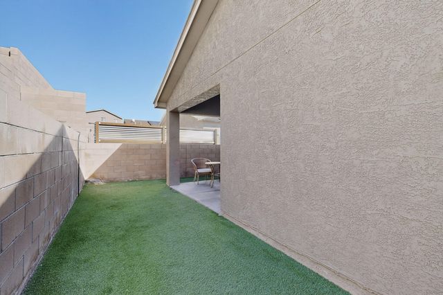 1702 Adelaide Lane, Belen, NM 87002