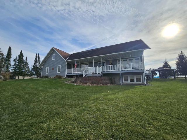 213632 COZY LANE, Stratford, WI 54484