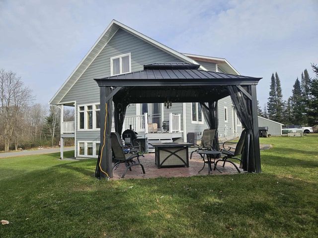 213632 COZY LANE, Stratford, WI 54484