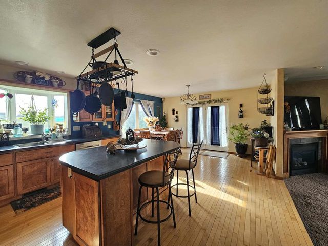 213632 COZY LANE, Stratford, WI 54484