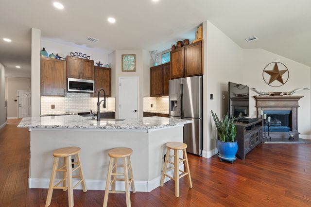8436 Hawks Nest Drive, Fort Worth, TX 76131
