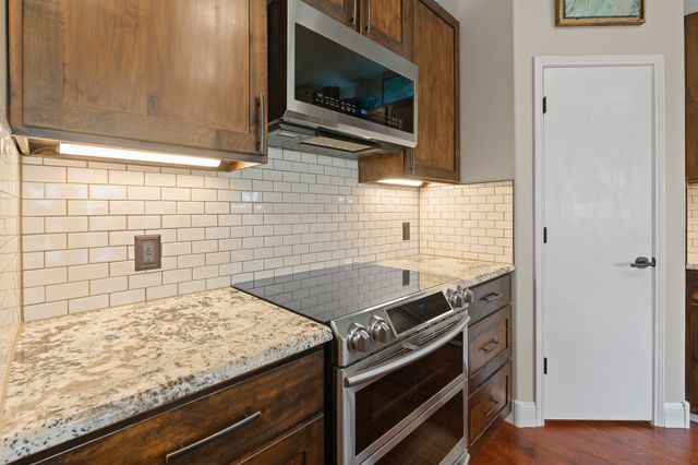 8436 Hawks Nest Drive, Fort Worth, TX 76131