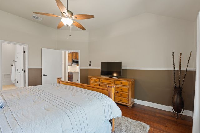 8436 Hawks Nest Drive, Fort Worth, TX 76131