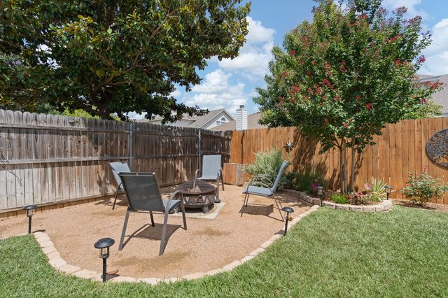 8436 Hawks Nest Drive, Fort Worth, TX 76131