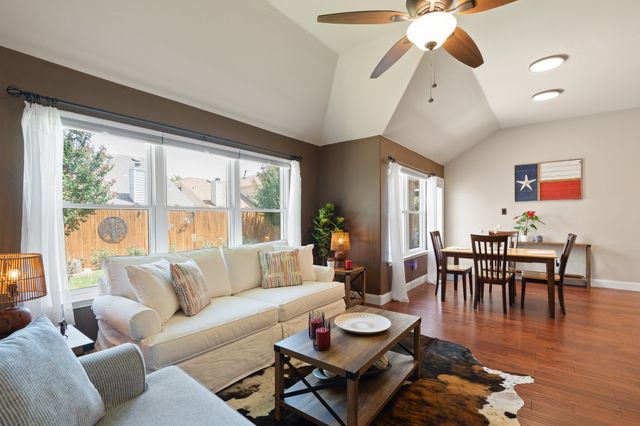 8436 Hawks Nest Drive, Fort Worth, TX 76131