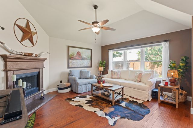 8436 Hawks Nest Drive, Fort Worth, TX 76131