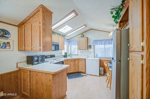 111 S GREENFIELD Road 289, Mesa, AZ 85206