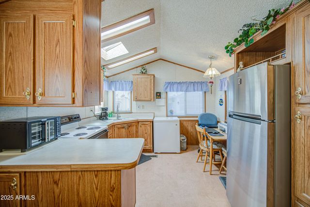 111 S GREENFIELD Road 289, Mesa, AZ 85206