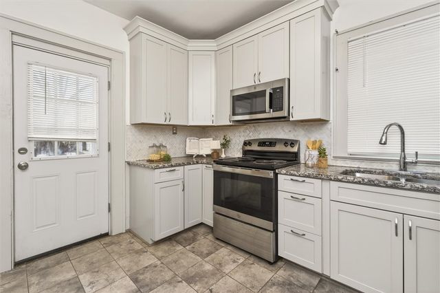 305 Aldine Street, Rochester, NY 14619