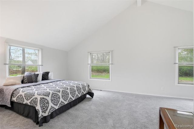 20052 Pine Street, Brownstown, MI 48183