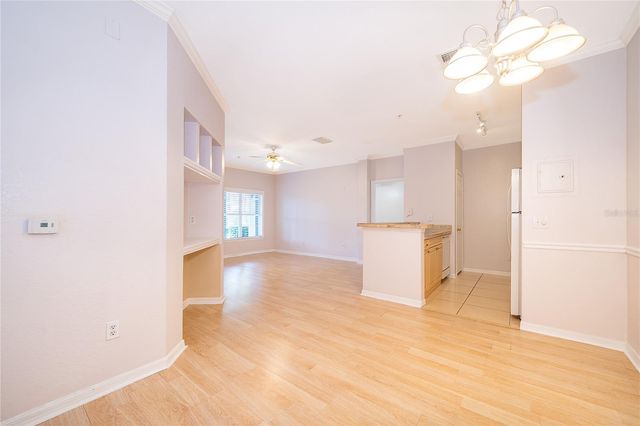 3589 CONROY ROAD 1015, Orlando, FL 32839