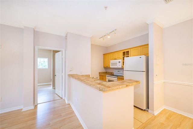 3589 CONROY ROAD 1015, Orlando, FL 32839