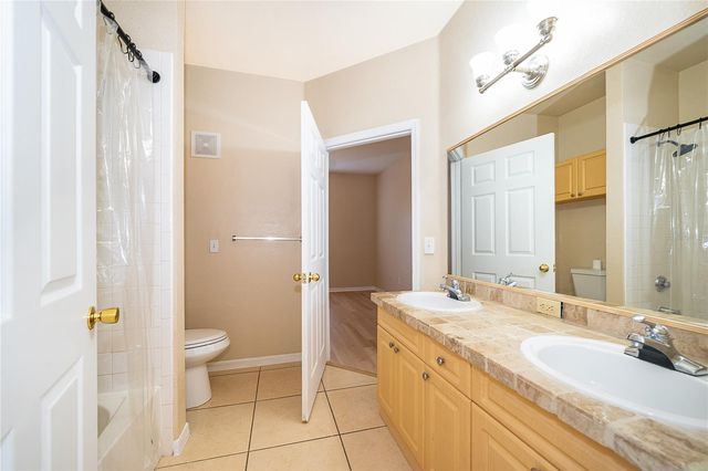 3589 CONROY ROAD 1015, Orlando, FL 32839
