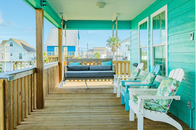 13214 Jolly Roger Drive, Freeport, TX 77541