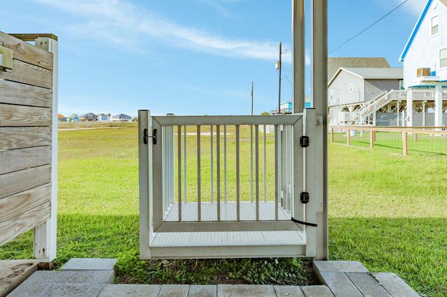 13214 Jolly Roger Drive, Freeport, TX 77541