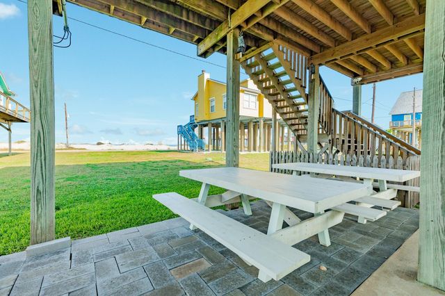 13214 Jolly Roger Drive, Freeport, TX 77541