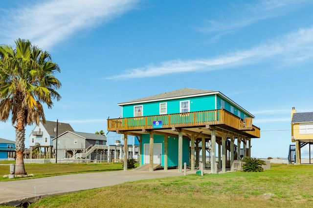 13214 Jolly Roger Drive, Freeport, TX 77541