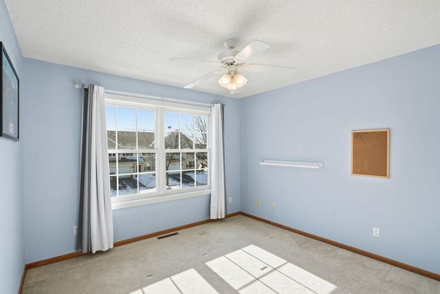 849 Providence Drive, Shakopee, MN 55379