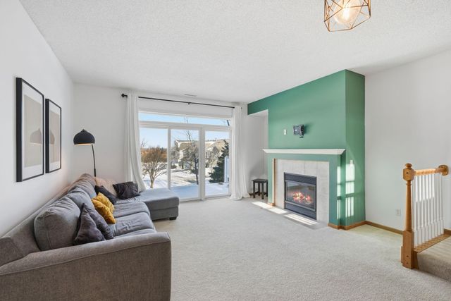 849 Providence Drive, Shakopee, MN 55379