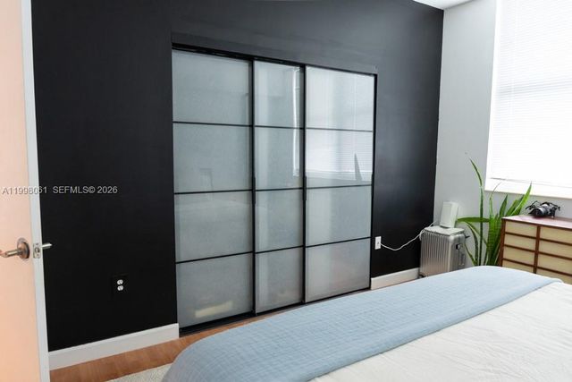 3180 SW 22nd Ter 1205, Miami, FL 33145