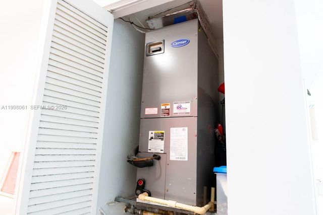 3180 SW 22nd Ter 1205, Miami, FL 33145