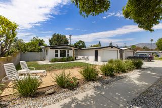 863 S Vecino Drive, Glendora, CA 91740